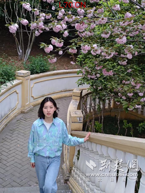 一根银针伴明月，她用坚持攒够面对未来的底气
