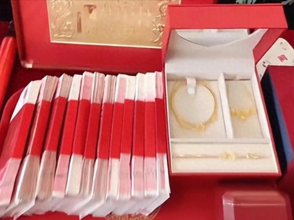现在结婚全玩套路! 六零七零死撑到底, 00 后直接把结婚当成赚钱活